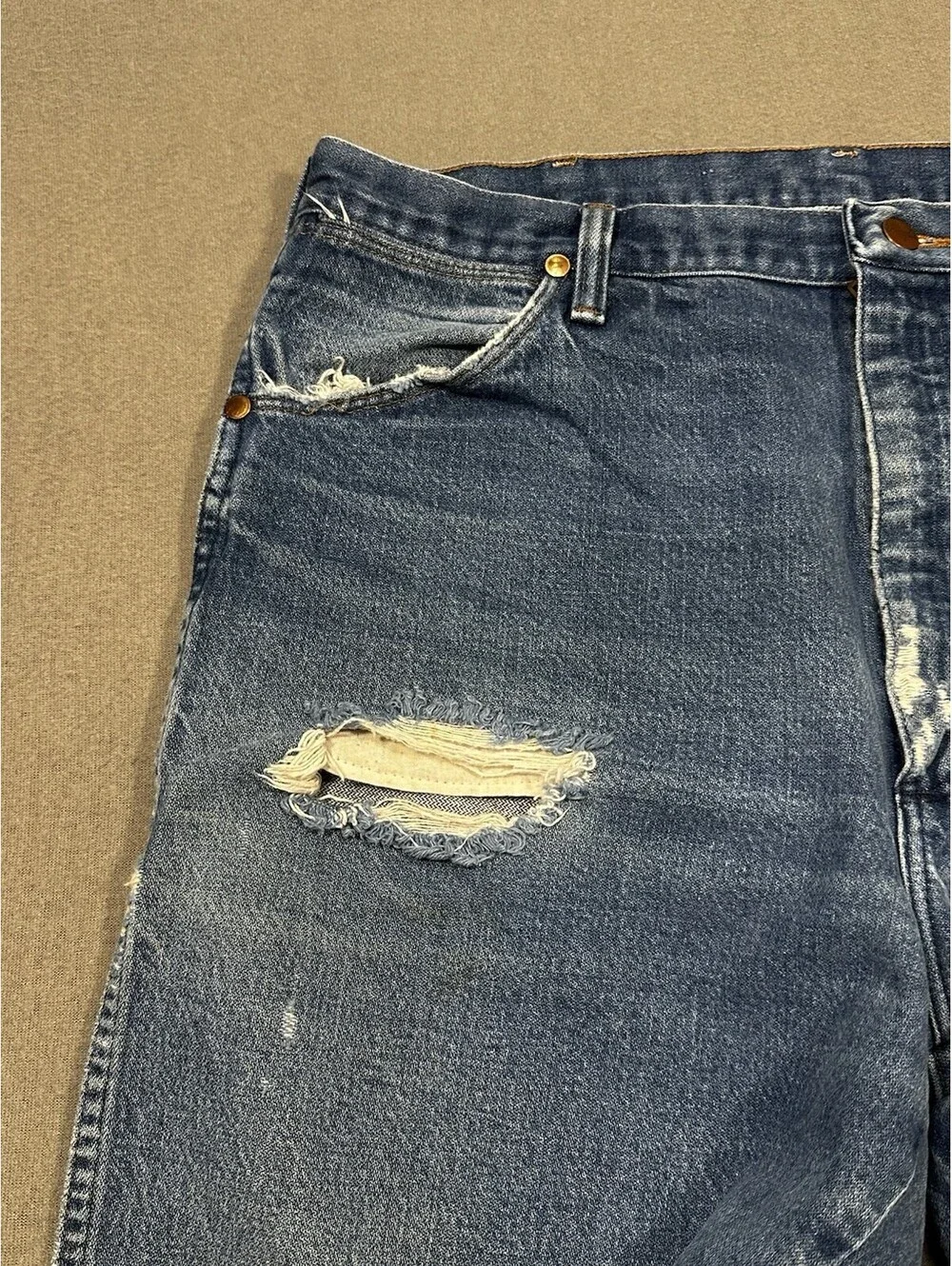Wrangler 38x33 Made In USA Distressed Jeans Men Blue Vintage Style Denim